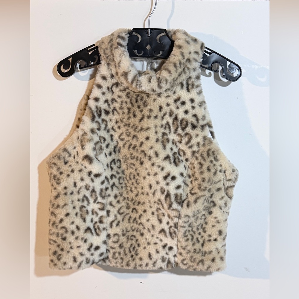 Leopard Print Faux Fur Top